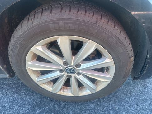 Used 2013 Volkswagen Passat 2.5 SEL Premium image 10