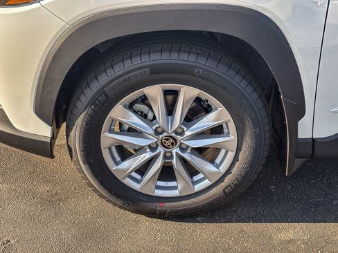 New 2026 Toyota Corolla Cross LE FWD image 11