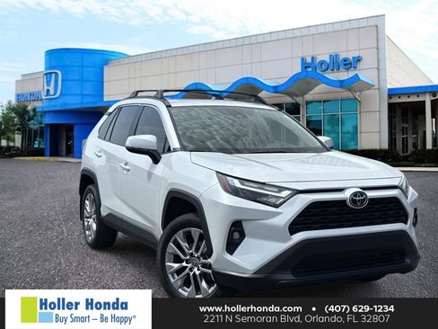 Used 2025 Toyota RAV4 XLE Premium FWD image 1