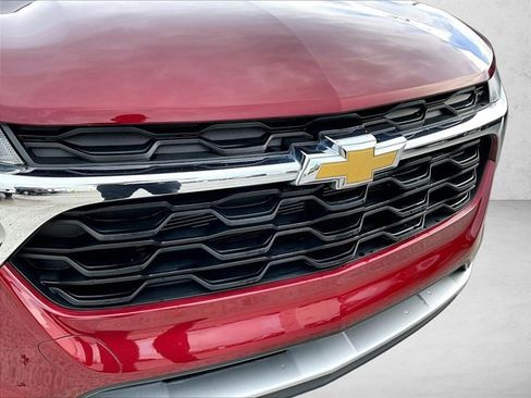 Used 2024 Chevrolet Trax LT FWD image 30