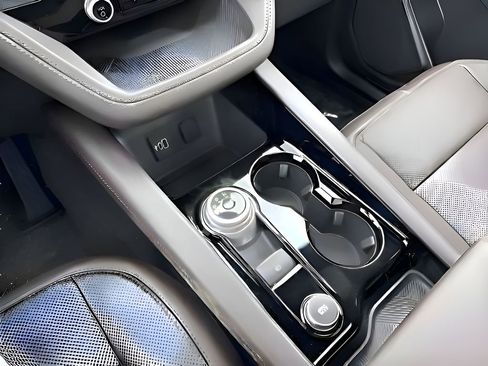 New 2026 Ford Explorer Platinum w/ LUX Leather Package image 30