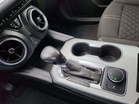 Used 2020 Chevrolet Blazer LT image 25