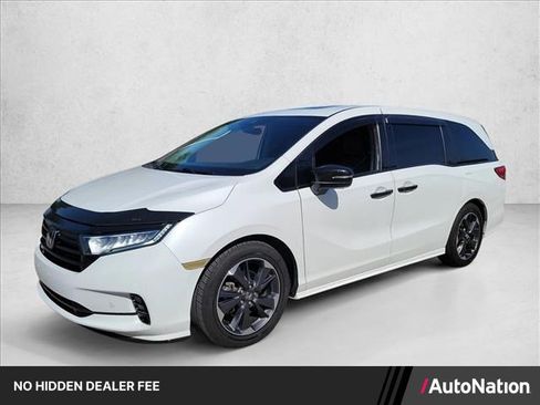 Used 2021 Honda Odyssey Elite image 1