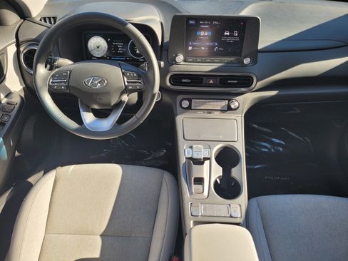 Used 2022 Hyundai Kona SEL w/ Convenience Package image 16