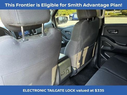 Certified 2024 Nissan Frontier SV w/ SV Convenience Package RWD image 15