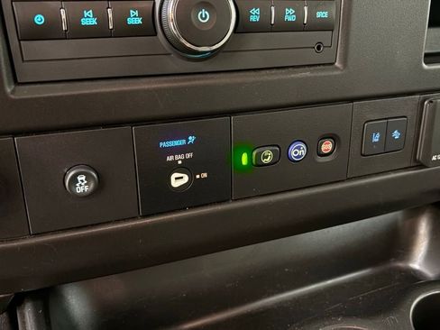 Used 2023 Chevrolet Express 3500 LT w/ LT Preferred Equipment Group image 20