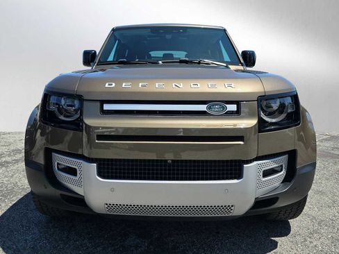 Used 2024 Land Rover Defender 110 S AWD/4WD image 8