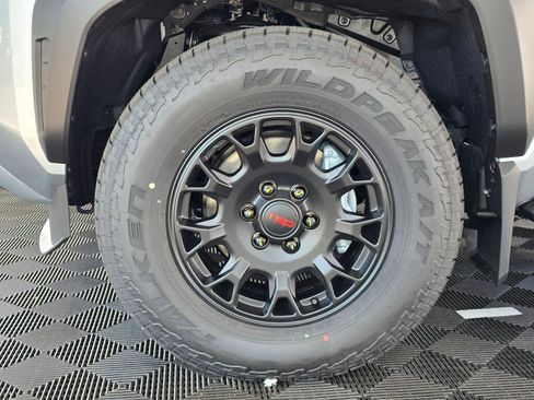 New 2026 Toyota 4Runner TRD Off-Road AWD/4WD image 11