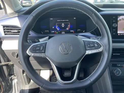 Used 2022 Volkswagen Taos SE w/ IQ.Drive SE Package FWD image 15