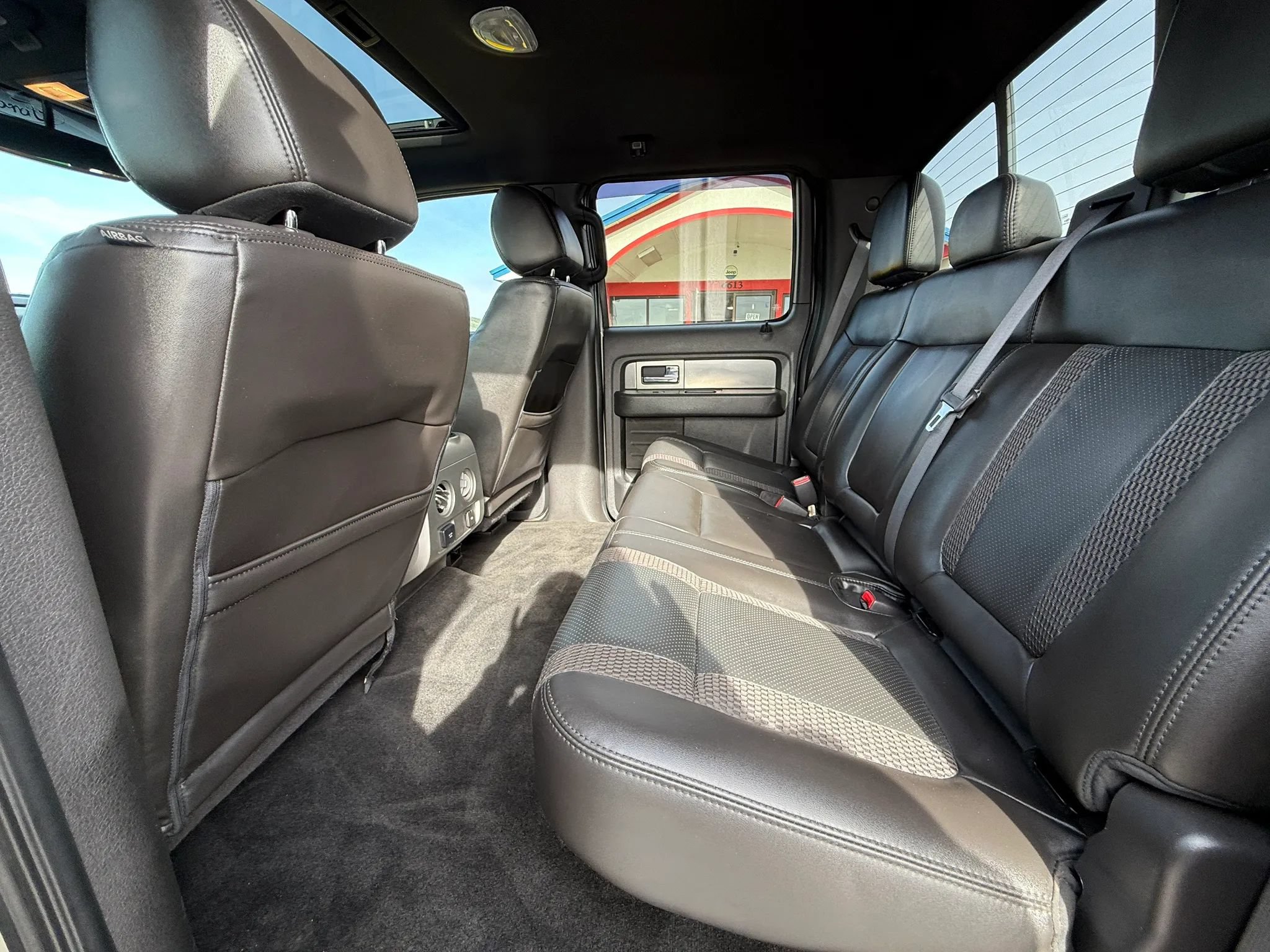 Used 2013 Ford F150 Raptor w/ Luxury Equipment Group AWD/4WD image 13
