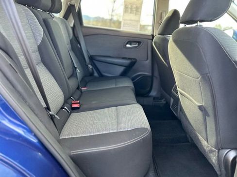 Used 2023 Nissan Rogue SV AWD/4WD image 30