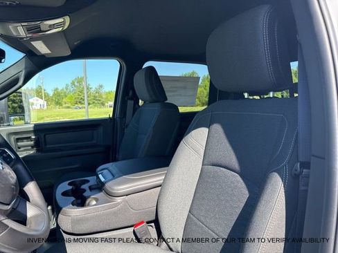 New 2026 RAM 2500 Tradesman AWD/4WD image 12