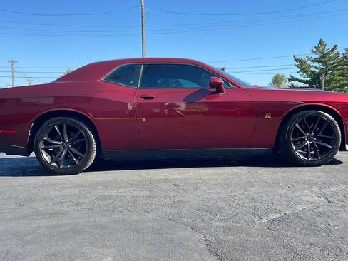 Used 2019 Dodge Challenger R/T Scat Pack RWD image 7