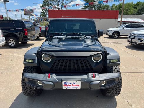Used 2018 Jeep Wrangler Rubicon AWD/4WD image 3
