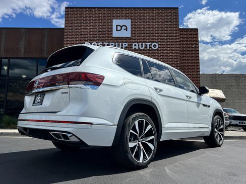 Used 2024 Volkswagen Atlas SEL Premium R-Line AWD/4WD image 6