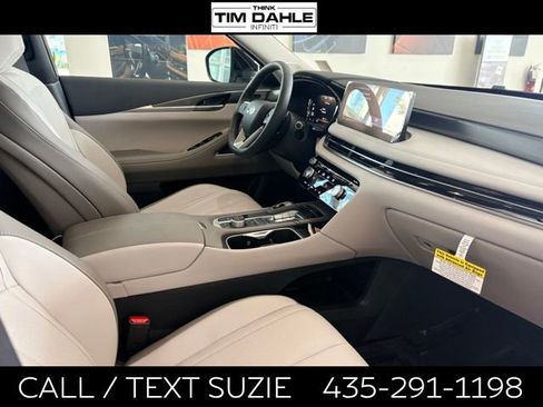New 2026 INFINITI QX60 Luxe w/ Cargo Package AWD/4WD image 15