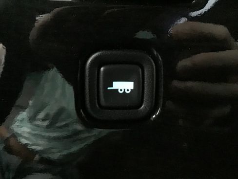 Used 2021 GMC Savana 2500 image 34