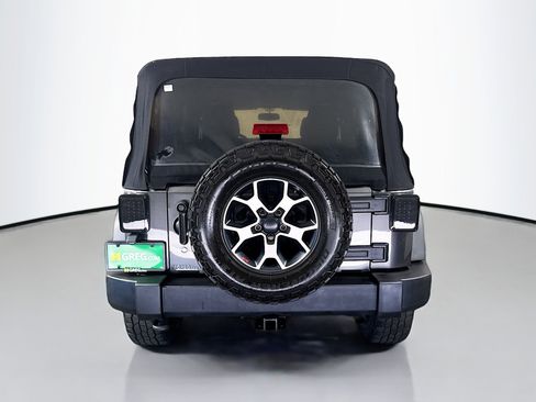 Used 2017 Jeep Wrangler Unlimited Sport w/ Quick Order Package 24S AWD/4WD image 8