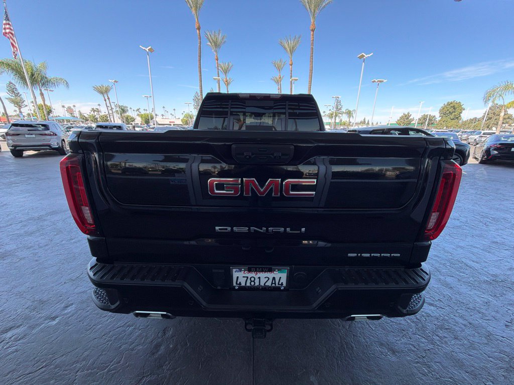 Used 2024 GMC Sierra 1500 Denali w/ Denali Reserve Package AWD/4WD image 4