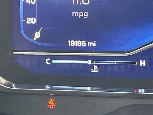 Certified 2024 Chevrolet Suburban High Country image 27