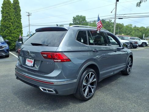 Certified 2023 Volkswagen Tiguan SEL R-Line AWD/4WD image 2