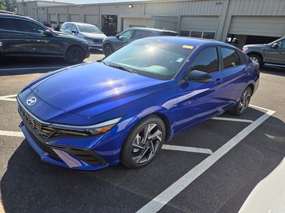 Used 2025 Hyundai Elantra Sport w/ Cargo Package