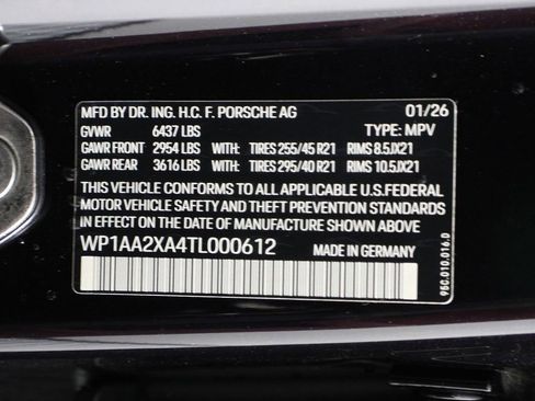 New 2026 Porsche Macan 4 Electric image 24