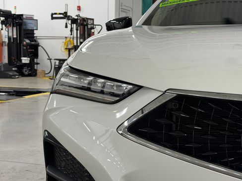 Used 2021 Acura TLX w/ Technology Package FWD image 11