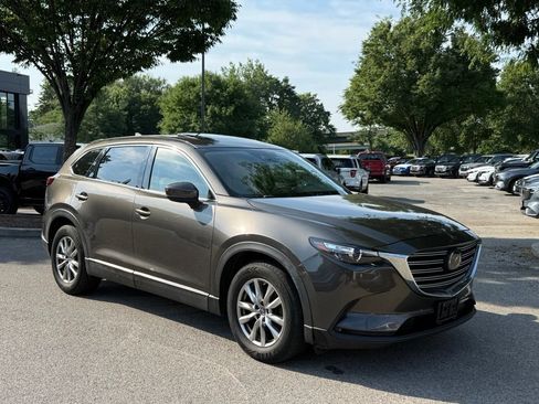 Used 2018 MAZDA CX-9 Touring w/ Touring Premium Package AWD/4WD image 1