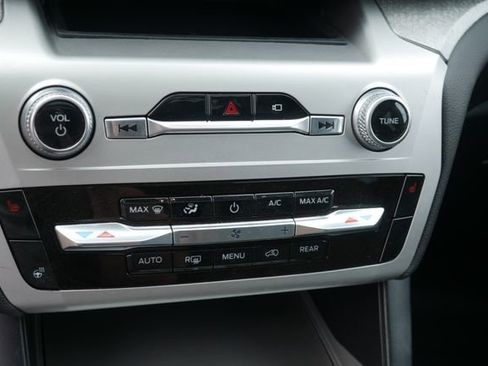 Used 2022 Ford Explorer Timberline image 26