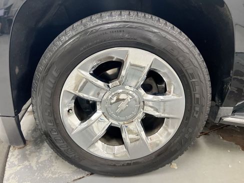 Used 2016 Chevrolet Suburban LTZ AWD/4WD image 29