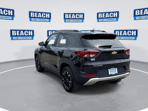 Used 2023 Chevrolet TrailBlazer LT w/ Convenience Package FWD image 6
