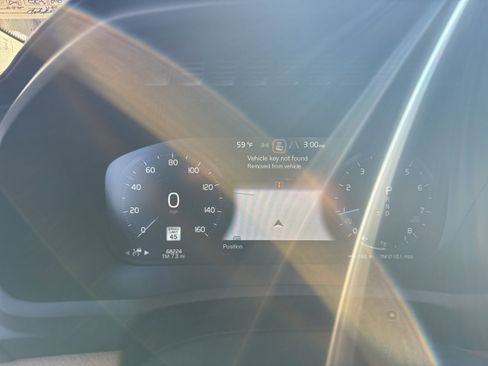 Used 2018 Volvo XC90 T6 Inscription w/ Convenience Package image 17