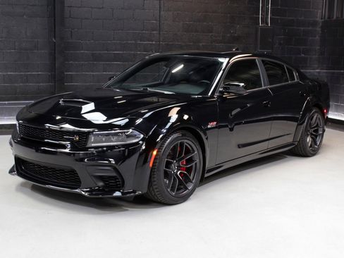 Used 2022 Dodge Charger Scat Pack image 7