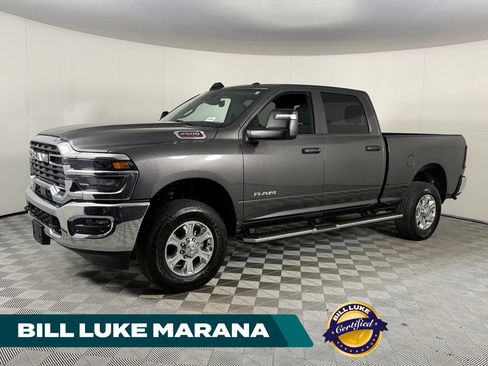 Used 2026 RAM 2500 Big Horn AWD/4WD image 1