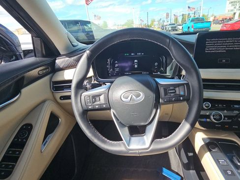 Used 2023 INFINITI QX60 Sensory w/ Vision Package AWD/4WD image 10