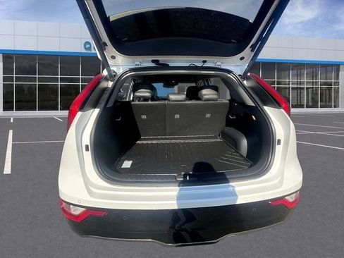 Used 2024 Kia Niro Wind FWD image 28