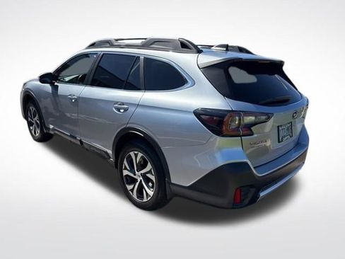 Used 2020 Subaru Outback Limited image 4