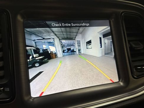 Used 2015 Dodge Challenger R/T Scat Pack RWD image 13