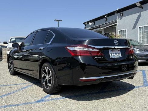 Used 2017 Honda Accord LX image 24