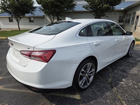 Used 2022 Chevrolet Malibu LT FWD image 3