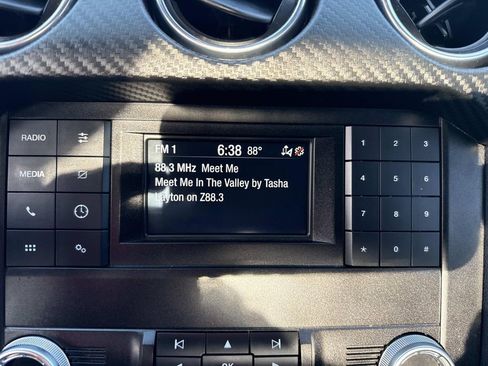 Used 2022 Ford Mustang Coupe image 22