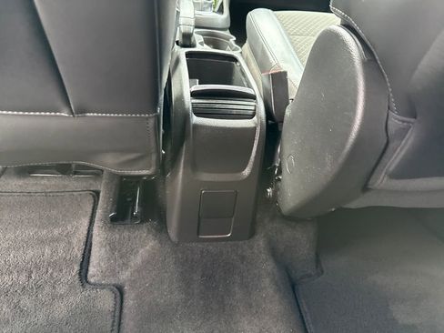 Used 2018 Buick Encore Preferred image 29