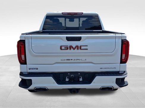 Used 2023 GMC Sierra 1500 Denali w/ Denali Reserve Package AWD/4WD image 5