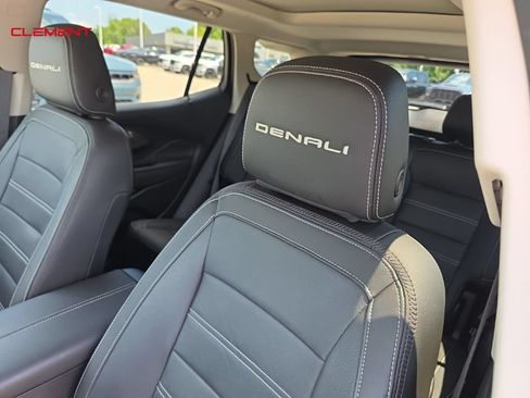 Used 2023 GMC Terrain Denali w/ Denali Premium Package AWD/4WD image 31