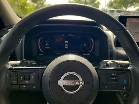 Used 2024 Nissan Rogue SL w/ SL Premium Package FWD image 20