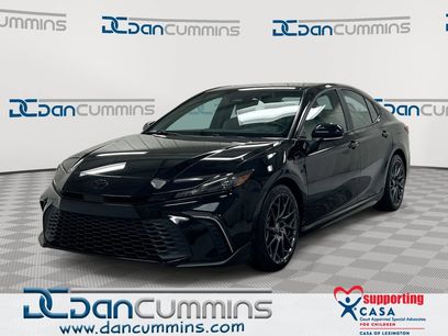 Used 2025 Toyota Camry SE w/ Convenience Package