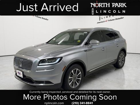 Used 2023 Lincoln Nautilus FWD w/ Premium Package image 1