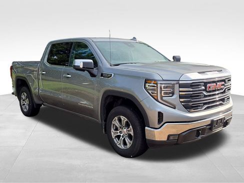 Used 2025 GMC Sierra 1500 SLT AWD/4WD image 10