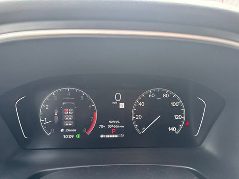Used 2025 Honda Pilot Touring image 5